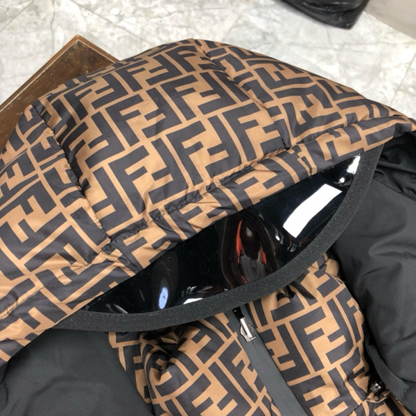 ハイクオリティダウンジャケット内部構造